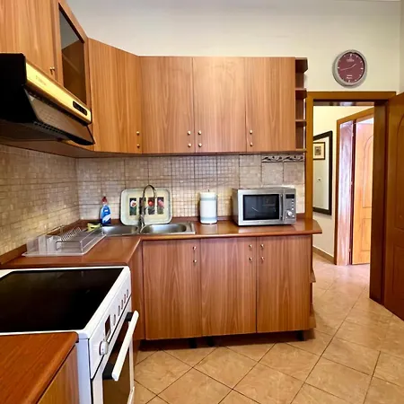 21 Square Oasis Apartment Tirana