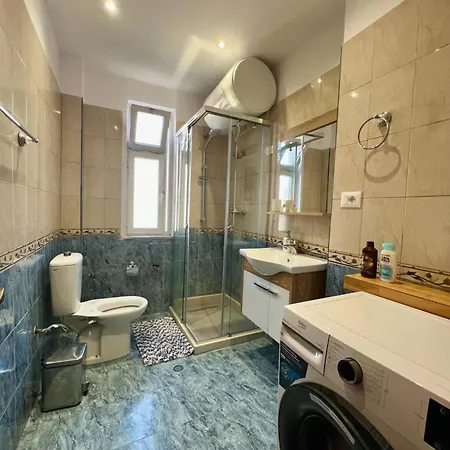 21 Square Oasis Apartment *