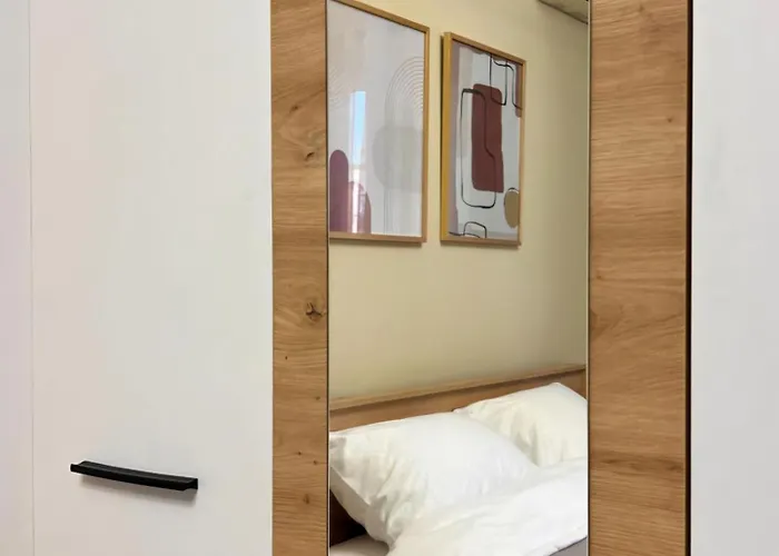 21 Square Oasis Tirana